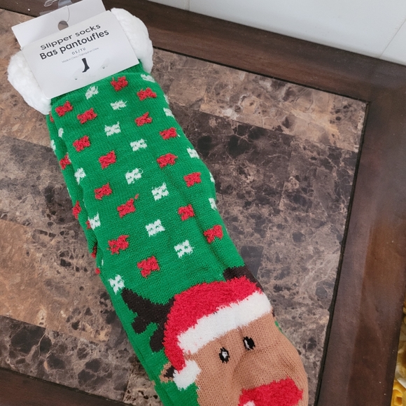 ARDENE SLEEPERS CHRISTMAS SOCKS - Picture 2 of 2